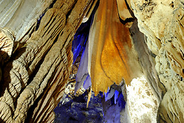 Grotte de la Salamandre