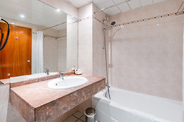 Hotel Ariane Fos Sur Mer ***
