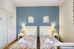 Villa Estera - Hotel & Restauracja