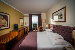 VILA GALE PORTO 4*
