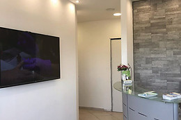 Calaluna Beauty Center