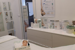 Institut Caroline B