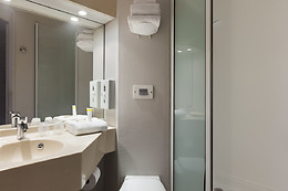 Comfort Hotel Linas - Monthery