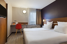 Comfort Hotel Linas - Monthery