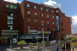 Campanile Saint Quentin En Yvelines