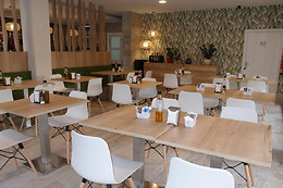 HOSPEDIUM HOTEL ABRIL