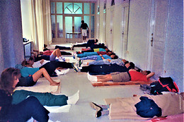 CENTRO NATURISTA YOGA PUERTA AZUL