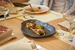 RESTAURANTE MIEL Y MOSTAZA