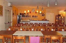 Trattoria Mach Cha Dira