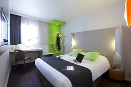 Hôtel Campanile Lyon Ouest - Tassin