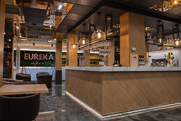 YOMO EUREKA HOTEL