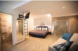 Vesuvio Inn Bed & Wine Experience