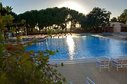 HOTEL CAMPO DO ROSMANINHO****