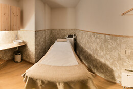 MYSELF BEAUTY CENTER