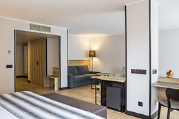 ACTA ARTHOTEL Q 4*