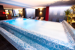 ACTA ARTHOTEL Q 4*
