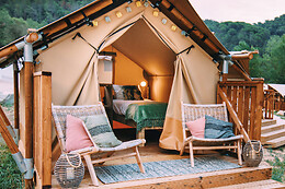 CAN BORA LODGES