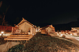 CAN BORA LODGES
