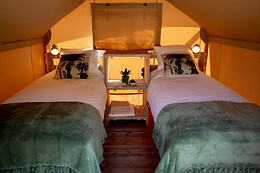 CAN BORA LODGES