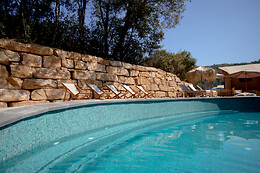 CAN BORA LODGES