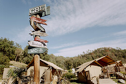 CAN BORA LODGES
