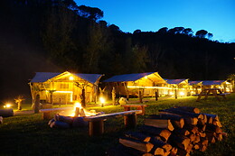 CAN BORA LODGES