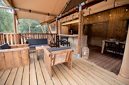 CAN BORA LODGES