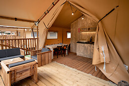 CAN BORA LODGES