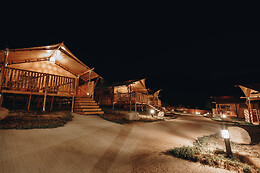 CAN BORA LODGES