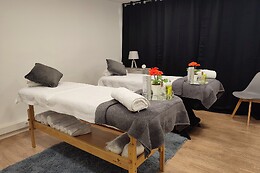 AMBAR THAI MASSAGES