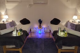 AMBAR THAI MASSAGES