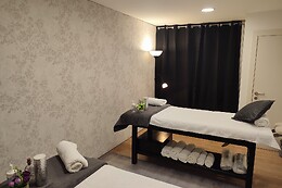 AMBAR THAI MASSAGES