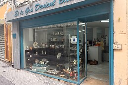 Et le gris devient bleu