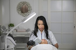 JULIA'S BEAUTY NAILS CENTER