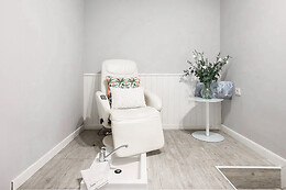 JOYCE BEAUTY CLUB