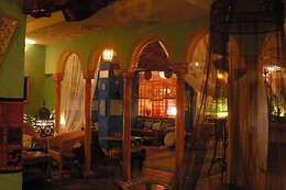 RESTAURANTE ÁRABE LUZ DE LUNA