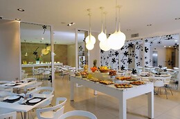 ih hotels milano watt 13