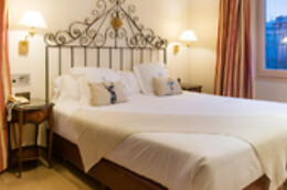 HOTEL ANDRIA
