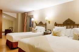 HOTEL ANDRIA