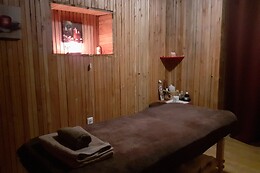 Massage by Nath