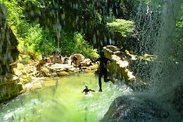 Outdoor canyoning