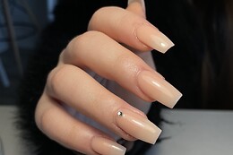 Vinyongles - Nail Artist