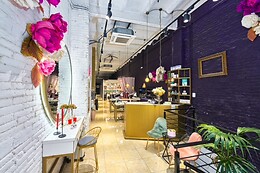 DONE IN SECRET ESTETICA