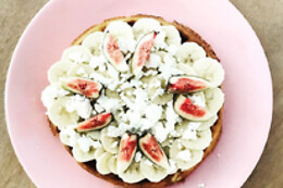 Heart-Garden Waffles &Coffee
