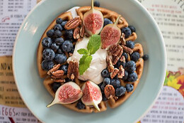 Heart-Garden Waffles &Coffee