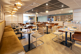 Sure Hotel by Best Western Caen Memorial ***