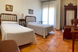 HOSPEDERIA BODAS DE CAMACHO Y LA CASA DE BASILIO EL POBRE