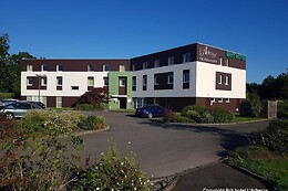 Brit Hotel - Hotel St Méen en Brocéliande