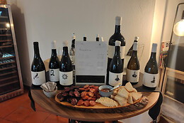 Ataskaqui - Wines & Tapas