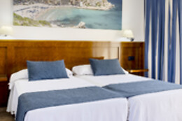 HOSPEDIUM HOTEL ABRIL